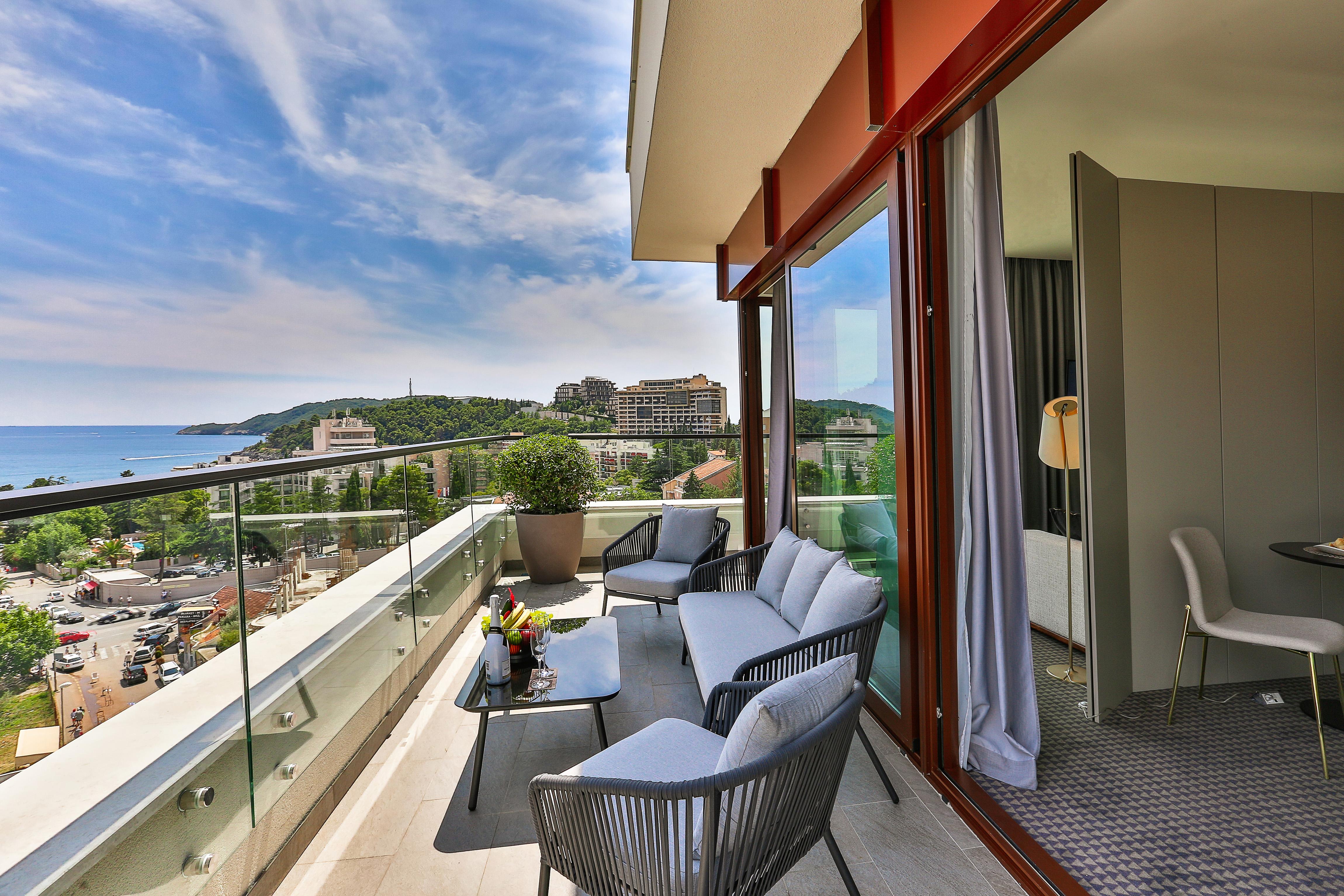 Hotel Kalos by Aycon Budva Exterior foto